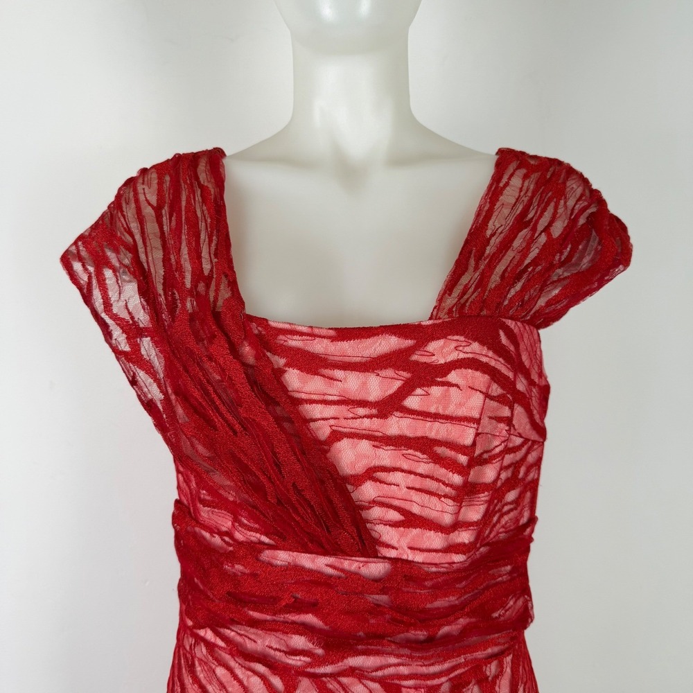 Tadashi Shoji Red Metallic Mesh Asymmetrical Gown ANT1924L Womens 8 NWT - Picture 3 of 15